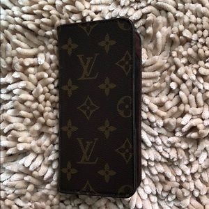 Louis Vuitton iPhone 7 Plus case